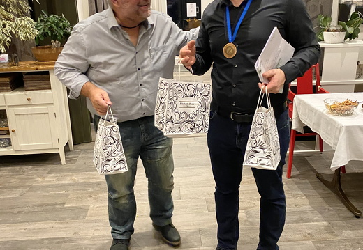 sarah benz 4265461A-4B4F-47EA-B98E-AB0A0116F968